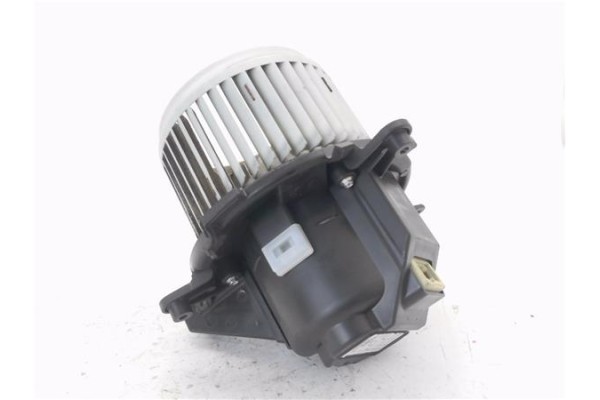 Recambio de motor calefaccion para peugeot 3008 1.2 allure referencia OEM IAM 5P1330400  