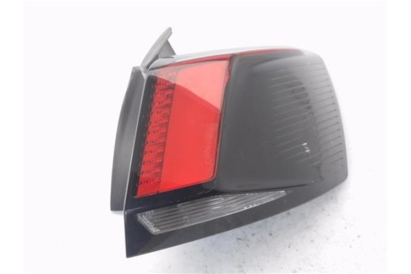Recambio de piloto trasero derecho para peugeot 3008 1.2 allure referencia OEM IAM 9810477080 81550201 