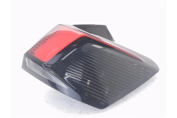 Recambio de piloto trasero derecho para peugeot 3008 1.2 allure referencia OEM IAM 9810477080 81550201 