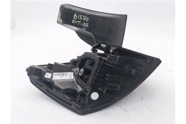 Recambio de piloto trasero derecho para peugeot 3008 1.2 allure referencia OEM IAM 9810477080 81550201 