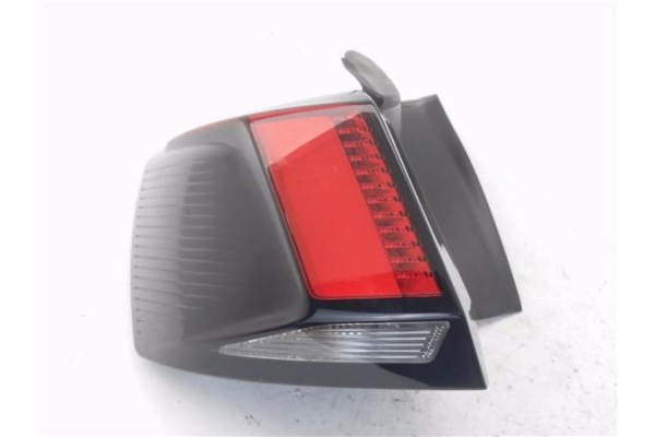 Recambio de piloto trasero izquierdo para peugeot 3008 1.2 allure referencia OEM IAM 9810477180 81550101 