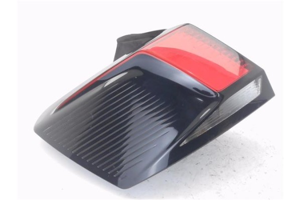 Recambio de piloto trasero izquierdo para peugeot 3008 1.2 allure referencia OEM IAM 9810477180 81550101 