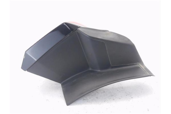 Recambio de piloto trasero izquierdo para peugeot 3008 1.2 allure referencia OEM IAM 9810477180 81550101 