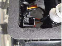 Recambio de piloto trasero izquierdo para peugeot 3008 1.2 allure referencia OEM IAM 9810477180 81550101 