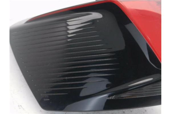 Recambio de piloto trasero izquierdo para peugeot 3008 1.2 allure referencia OEM IAM 9810477180 81550101 