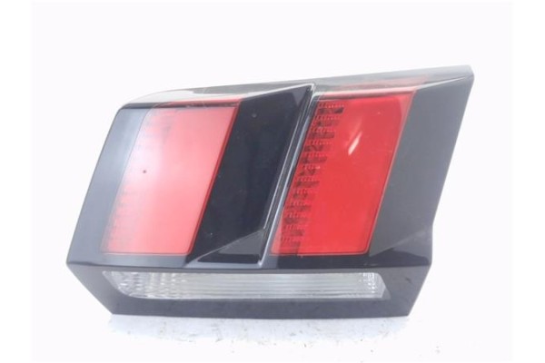 Recambio de piloto porton trasero derecho para peugeot 3008 1.2 allure referencia OEM IAM 9810477780  