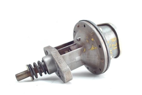 Recambio de bomba combustible para renault r 21 berlina (b/l48) referencia OEM IAM 3736L5  