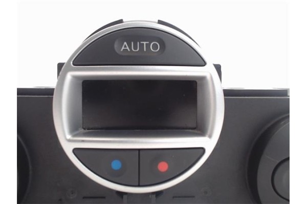 Recambio de mandos climatizador para renault clio iii referencia OEM IAM (8200296683) (69340020) 