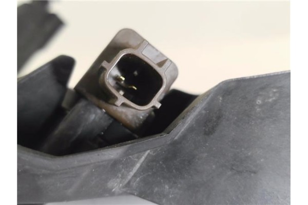 Recambio de soporte faro derecho para audi sq5 (8r) 3.0 tdi quattro referencia OEM IAM 8R0805608  