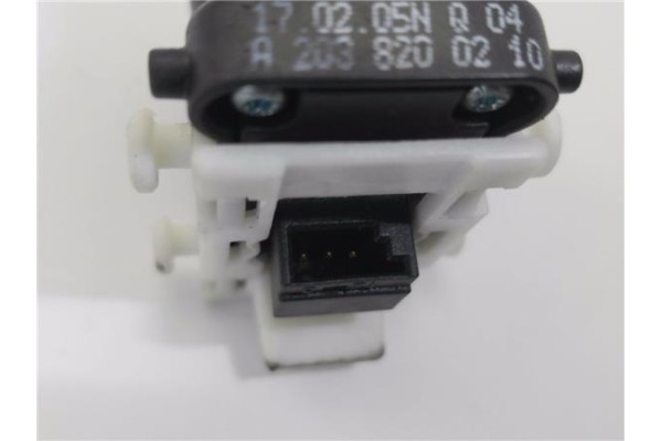 Recambio de mando elevalunas delantero derecho para mercedes-benz clase c (bm 203) sportcoupe 1.8 c 200 compressor (203.742) ref