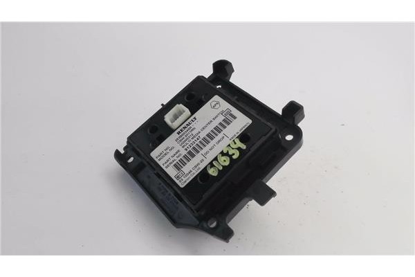 Recambio de mando multifuncion para renault megane iii berlina 5p 1.5 expression referencia OEM IAM 253B00345R CSW2011RN 