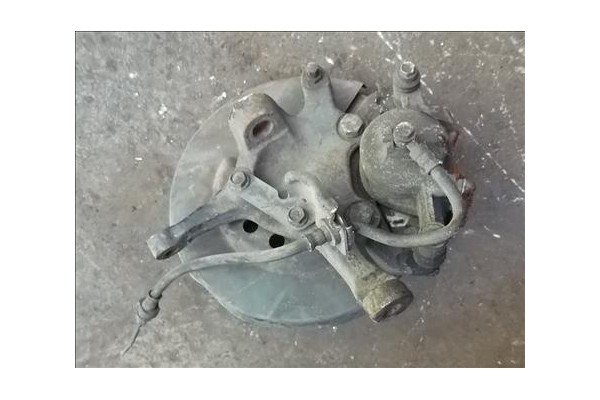 Recambio de mangueta delantero izquierda para nissan vanette furgón (c22) 2.0 d referencia OEM IAM   