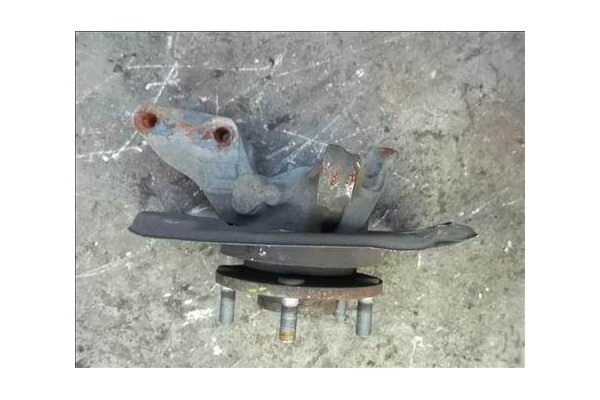 Recambio de mangueta delantero derecha para nissan vanette cargo (hc23) 2.3 d referencia OEM IAM   