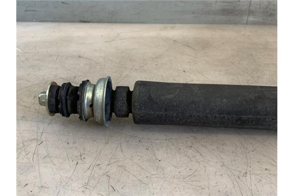Recambio de amortiguador trasero derecho para mitsubishi space star (a00) 1.2 motion referencia OEM IAM 4162A199 4140A464 