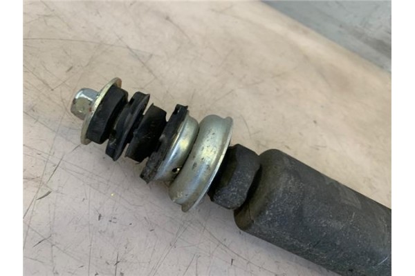 Recambio de amortiguador trasero derecho para mitsubishi space star (a00) 1.2 motion referencia OEM IAM 4162A199 4140A464 