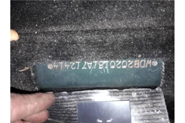 mercedes-benz clase c (bm 202) berlina del año 1998