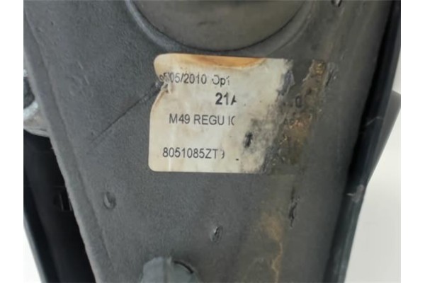 Recambio de retrovisor izquierdo para peugeot partner combispace (5f) 2.0 hdi referencia OEM IAM 8051085ZT9  