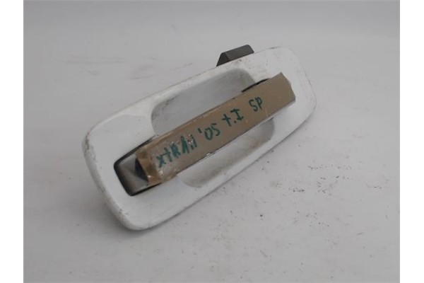 Recambio de maneta exterior trasero izquierda para nissan x-trail (t30) 2.5 4x4 referencia OEM IAM 826078H509  