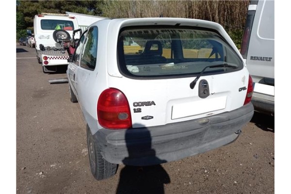 opel corsa b del año 1996