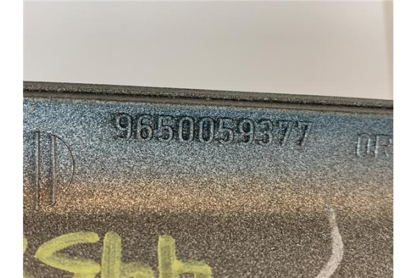 Recambio de rejilla capo para citroen xsara picasso 1.6 referencia OEM IAM 9650059377  