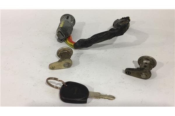 Recambio de llave para dacia logan 1 mcv familiar 1.5 dci (ks0w) referencia OEM IAM 8201104457 6001546809 