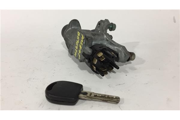 Recambio de clausor para volkswagen passat berlina (3b2) 1.6 básico referencia OEM IAM 4D0905851E  