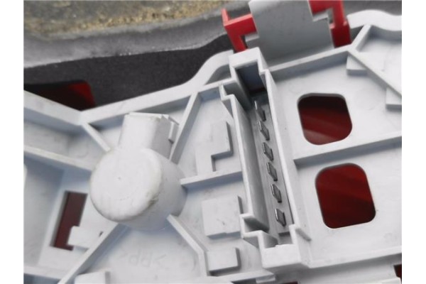 Recambio de piloto trasero derecho para mercedes-benz clase a (bm 169) 2.0 a 180 cdi (169.007) referencia OEM IAM A1698200464R  