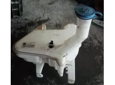Recambio de deposito limpiaparabrisas para toyota yaris (ksp9/scp9/nlp9) 1.3 vvt-i referencia OEM IAM 853150D060  