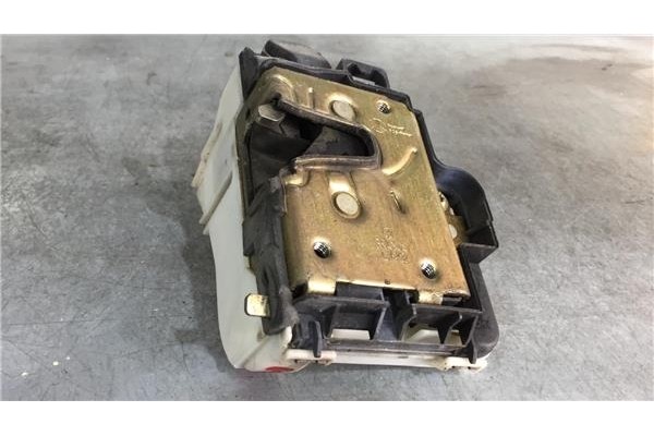 Recambio de cierre electromagnetico trasero derecho para seat ibiza (6k)(1993) 1.4 i referencia OEM IAM 6K4839016  