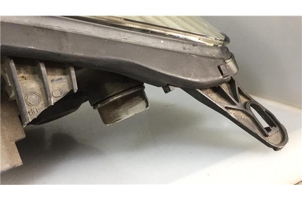 Recambio de faro delantero dcho para citroen c5 berlina 2.0 hdi referencia OEM IAM 9639319880 89005175 