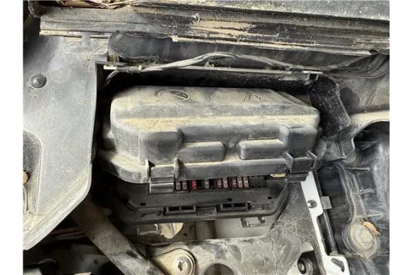 Recambio de caja fusibles/rele para bmw serie 1 berlina 5p (f20) 2.0 116d referencia OEM IAM 61149224866  