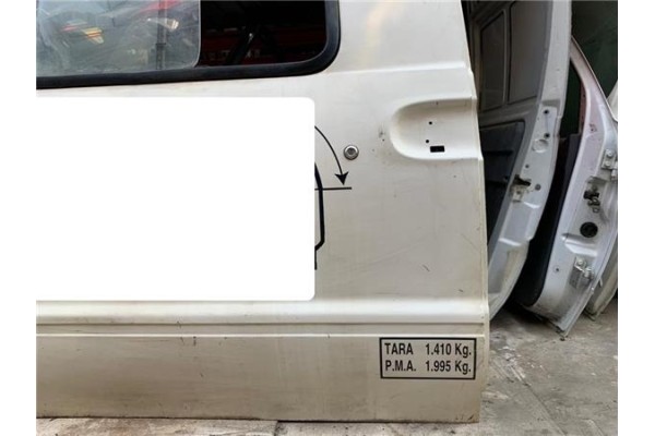 Recambio de puerta lat. corredera derecha para nissan vanette cargo (hc23) referencia OEM IAM   