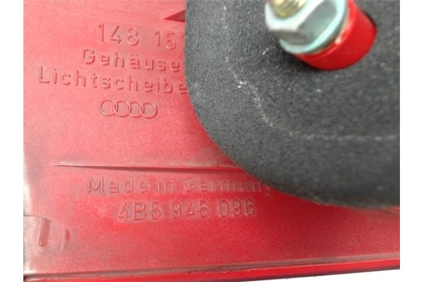 Recambio de piloto trasero derecho para audi a6 berlina (4b2) referencia OEM IAM 4B5945096 148152 4B9945096 , AUDI