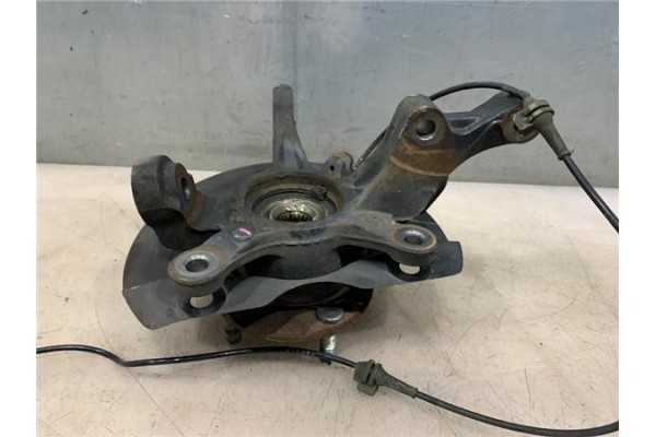 Recambio de mangueta delantero izquierda para mitsubishi space star (a00) 1.2 motion referencia OEM IAM 3870A115  