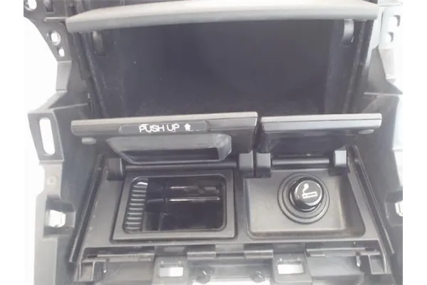 Recambio de embellecedor consola salpicadero para honda accord viii tourer (cm_) 2.2 i-ctdi referencia OEM IAM 3E2T  