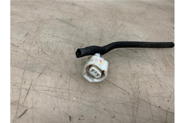 Recambio de mangueta delantero izquierda para mitsubishi space star (a00) 1.2 motion referencia OEM IAM 3870A115  