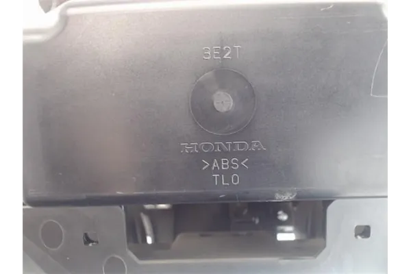 Recambio de embellecedor consola salpicadero para honda accord viii tourer (cm_) 2.2 i-ctdi referencia OEM IAM 3E2T  