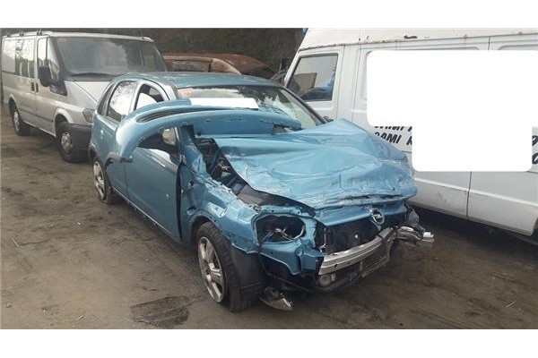 opel corsa c (2003) del año 