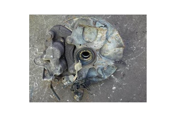 Recambio de mangueta delantero derecha para mitsubishi montero (v20/v40) 3.0 v6 24v (v43w, v23w) referencia OEM IAM   