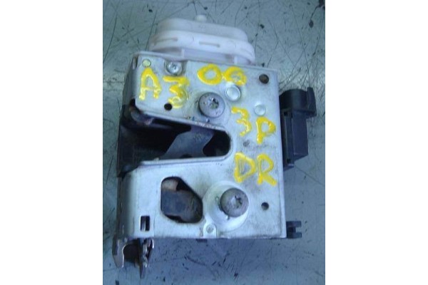 Recambio de cierre electromagnetico delantero derecho para audi a3 (8l)(1996) 1.8 ambiente [1,8 ltr. - 92 kw 20v] referencia OEM