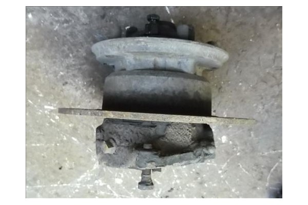 Recambio de mangueta delantero izquierda para land rover discovery ii (lj, lt) 2.5 tdi referencia OEM IAM   