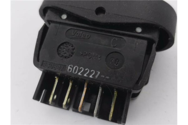 Recambio de mando elevalunas delantero izquierdo para dacia sandero i 1.4 referencia OEM IAM 602227  