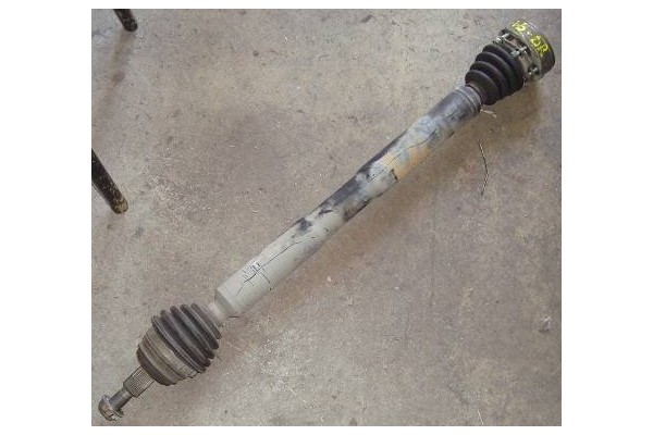 Recambio de palier delantero derecho para audi a3 (8l)(1996) 1.8 ambiente [1,8 ltr. - 92 kw 20v] referencia OEM IAM   