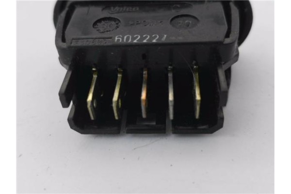 Recambio de mando elevalunas delantero izquierdo para dacia sandero i 1.4 referencia OEM IAM 602227  