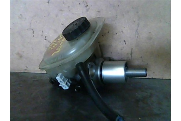 Recambio de bomba freno para audi a4 berlina (8e) 2.0 tdi referencia OEM IAM    Recambio de bomba freno para audi a4 berlina (8e) 2.0 tdi referencia OEM IAM