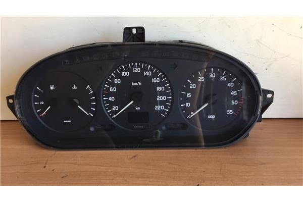 Recambio de cuadro completo para renault megane i coupe (da0) 1.9 2.0 alize referencia OEM IAM 7700847784 09046339902 