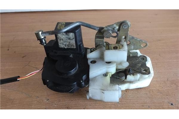 Recambio de cierre electromagnetico trasero izquierdo para honda civic berl. 5 (ma/mb) 1.4 (ma8/mb2) referencia OEM IAM   