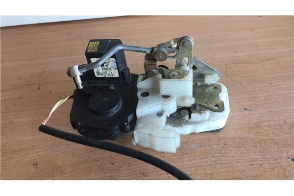 Recambio de cierre electromagnetico trasero izquierdo para honda civic berl. 5 (ma/mb) 1.4 (ma8/mb2) referencia OEM IAM   