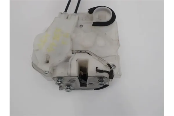 Recambio de cierre electromagnetico trasero derecho para mitsubishi asx (ga0w) 1.6 challenge 2wd referencia OEM IAM 5745A396  