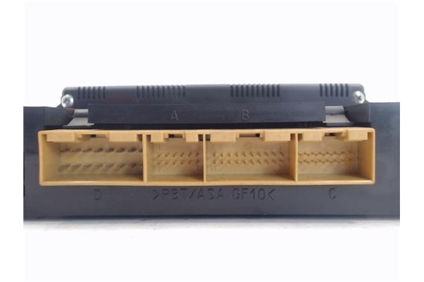 Recambio de mandos climatizador para audi a3 (8l) referencia OEM IAM 8L0820043D 5HB007608-04 